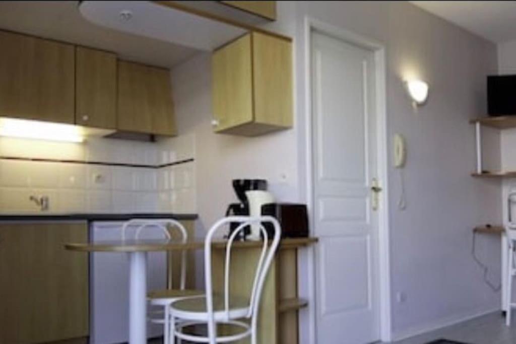 La Rochelle Minimes - Studio Meuble Avec Piscine ภายนอก รูปภาพ
